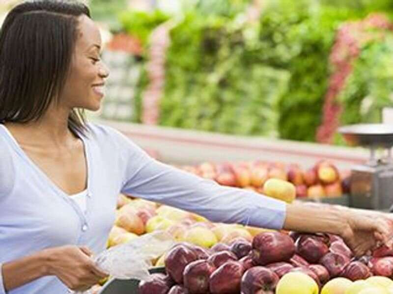 Muchos adultos estadounidenses no obtienen cantidades saludables de frutas y verduras