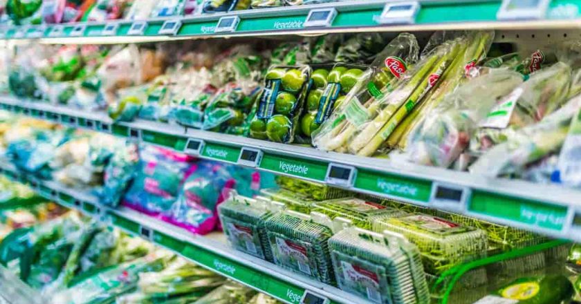 Detectan aditivos asociados al plástico en el 85 % de 109 alimentos analizados