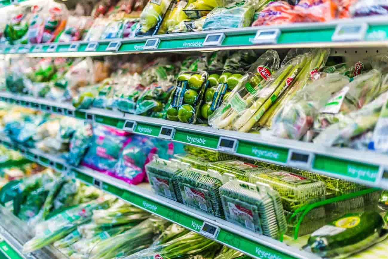 Detectan aditivos asociados al plástico en el 85 % de 109 alimentos analizados