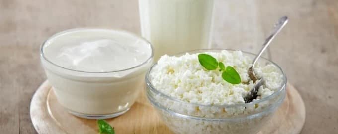 ¿Qué es más saludable: el requesón o el yogur? La ciencia ya tiene una respuesta